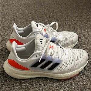 Women’s Adidas pure boost sneaker